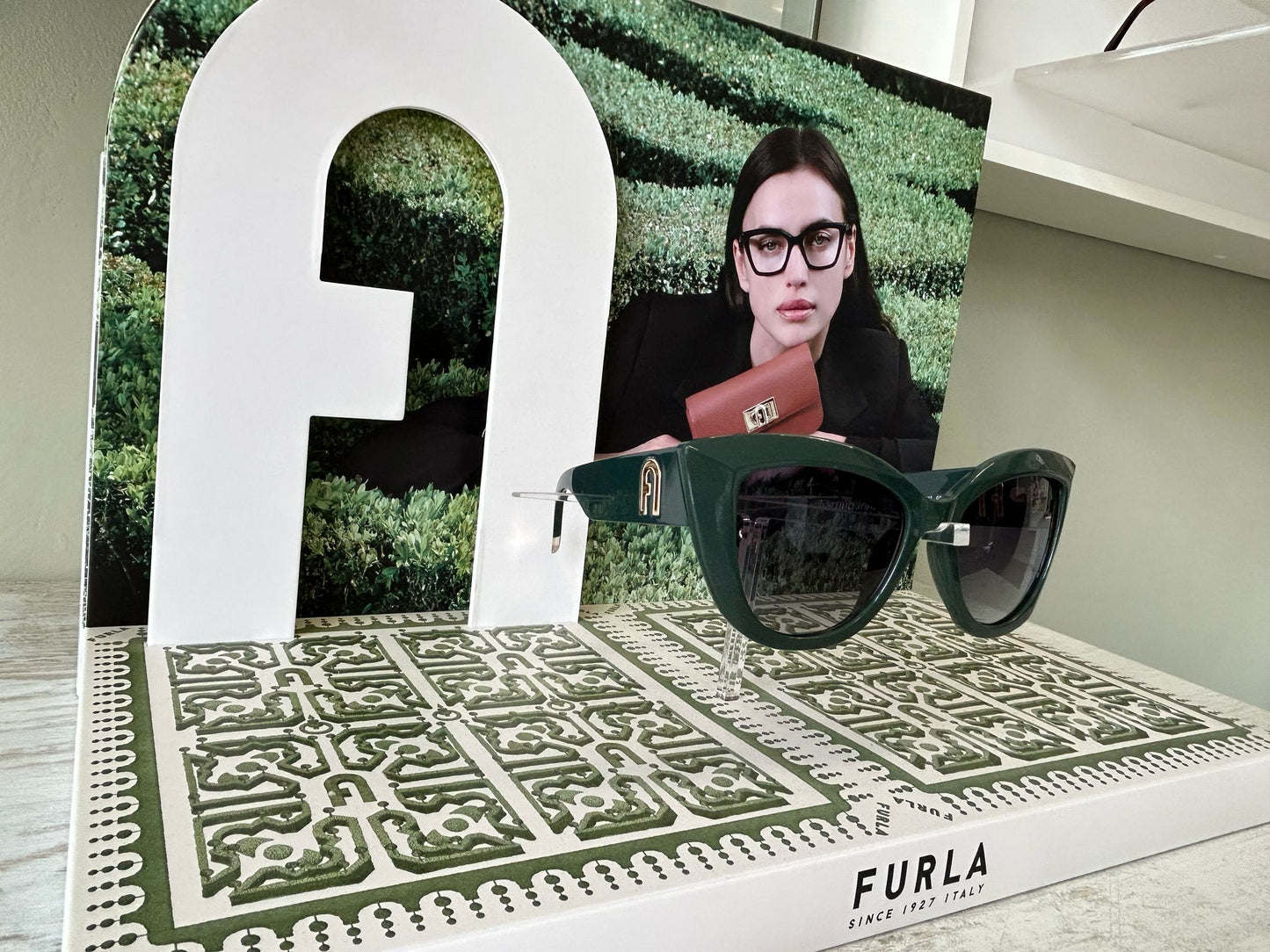 OCCHIALE DA SOLE FURLA SFU711